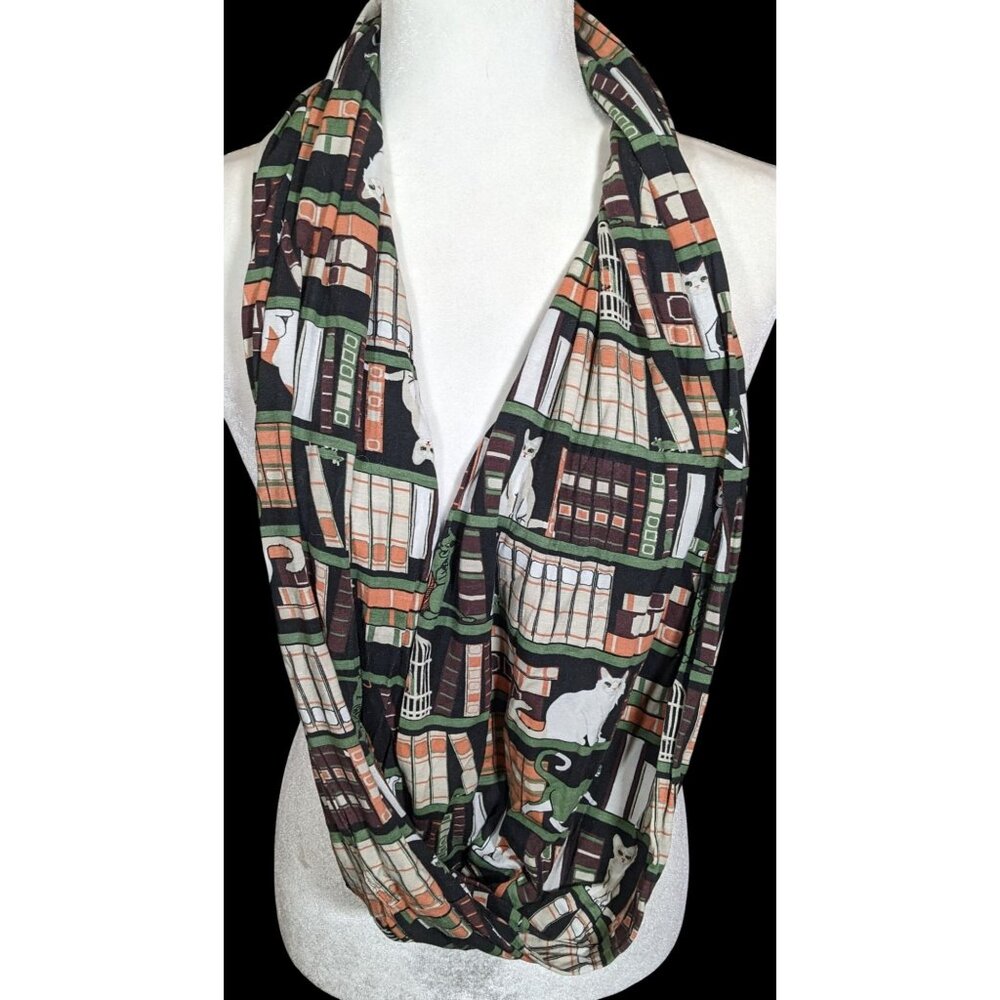 Quirky Cats On Bookshelves Printed Infinity Scarf